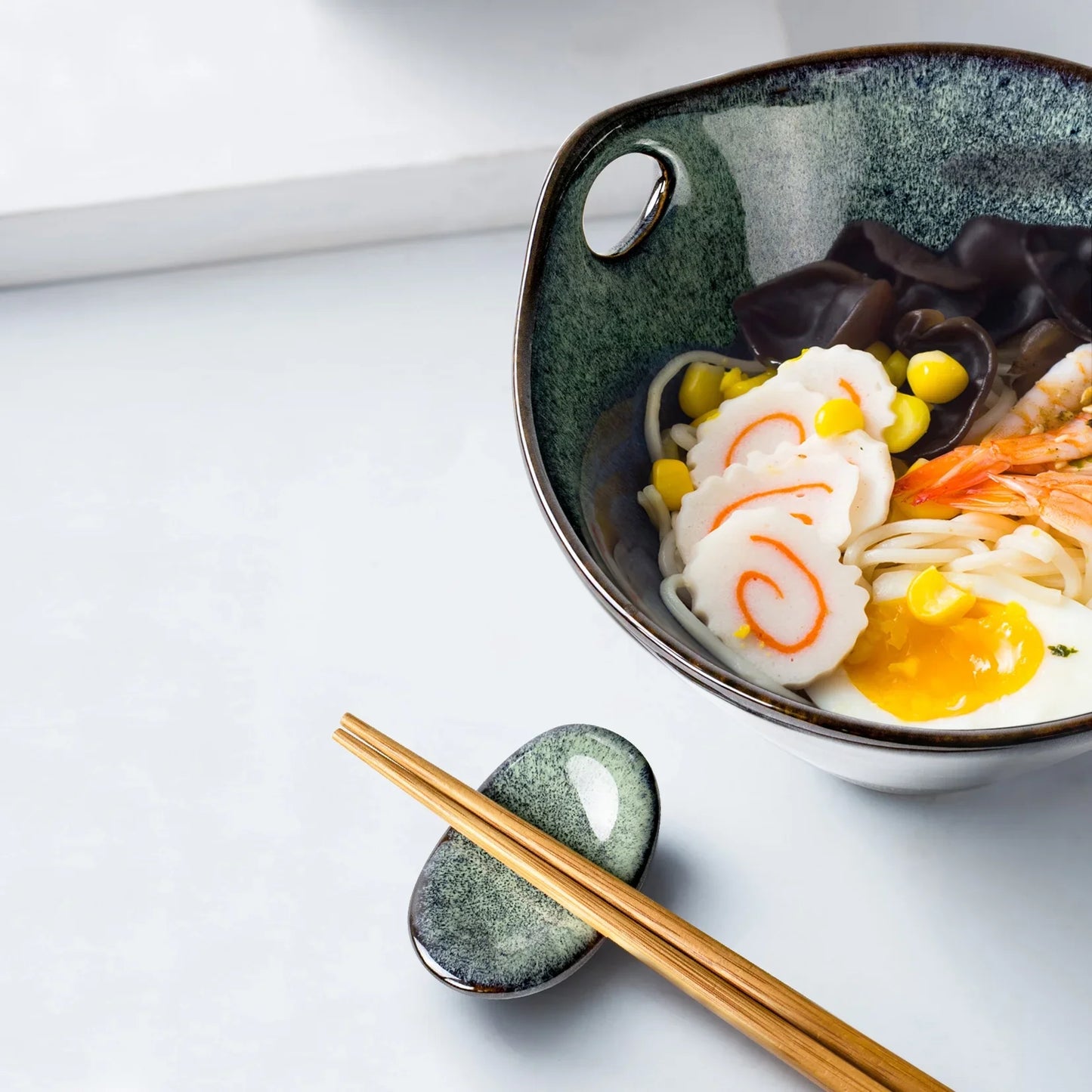 UNICASA 26 OZ Ramen Bowls Set, Ceramic Japanese Noodle Bowls Set of 2, Porcelain Deep Salad Bowl with Chopsticks for Udon, Reactive Glaze, Microwave Safe (Green)